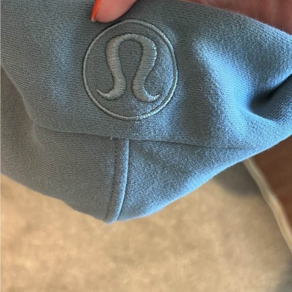 Lululemon Scuba half zip hoodie - Picture 4 of 4